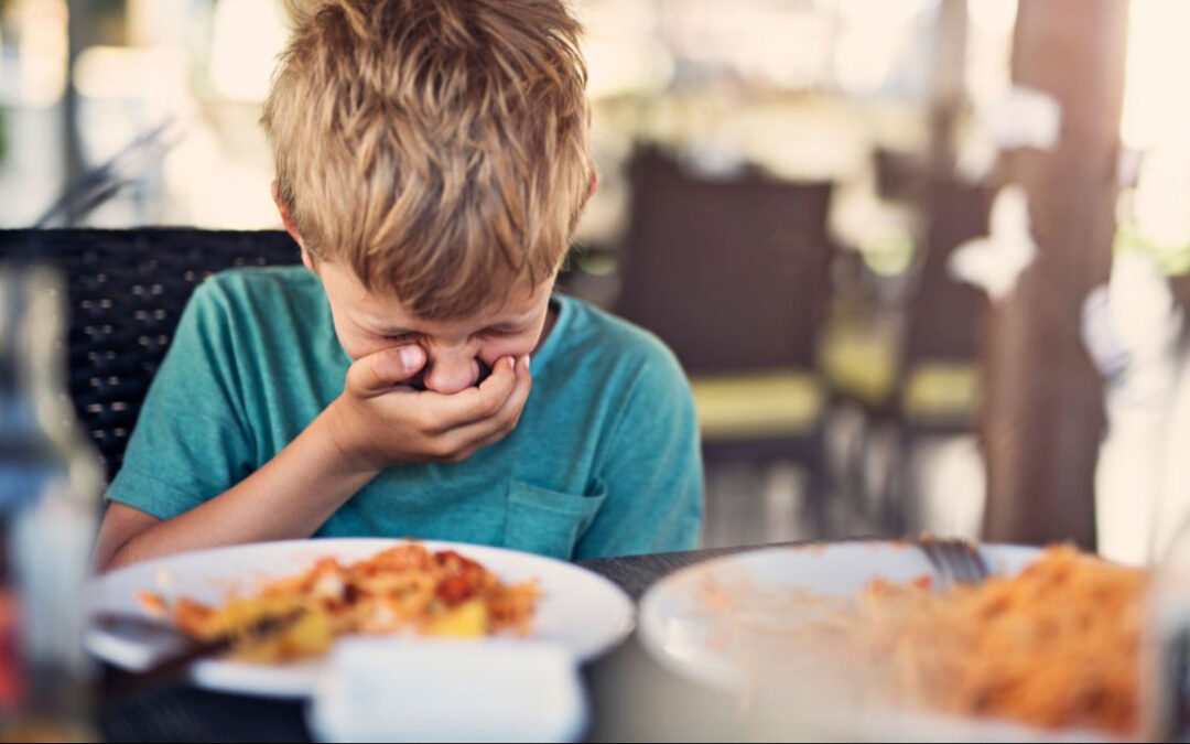 urging autistic people who are finicky eaters to try new meals.